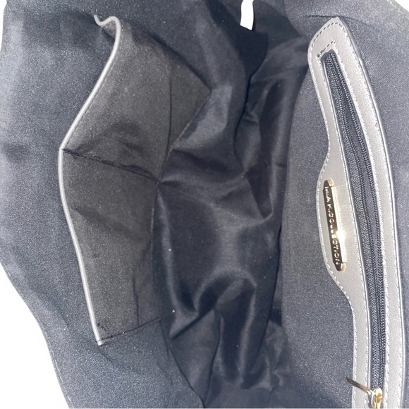 Large Color-block handbag. Perfect condition. - Picture 5 of 8